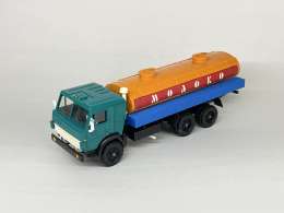 КамАЗ - 53212 "МОЛОКО"