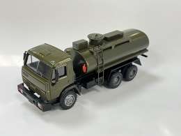 КамАЗ - 53205  топливозаправщик "КазЛаб". 
